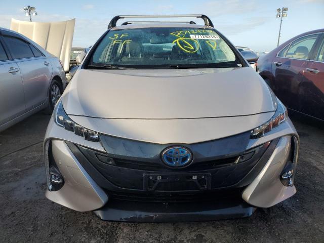 Photo 5 from auction – 2022 TOYOTA PRIUS PRIM with VIN JTDKAMFP5N3209273