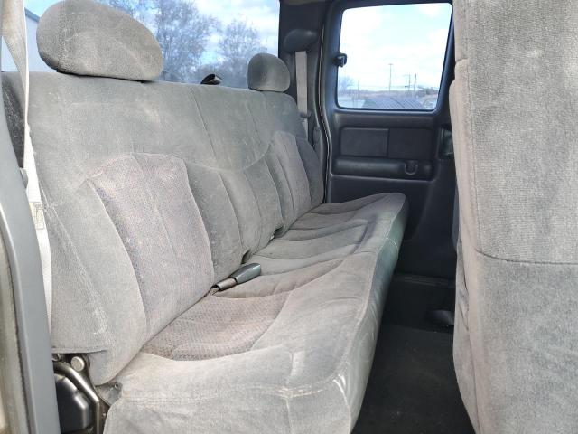 Photo 10 from auction – 2002 CHEVROLET SILVERADO with VIN 1GCEK19V32Z106462