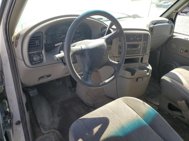 Photo 8 from auction – 2002 CHEVROLET ASTRO with VIN 1GNEL19X92B135138