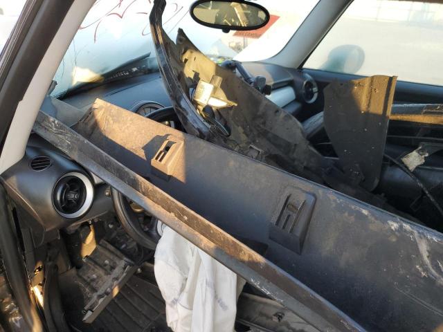 Photo 8 from auction – 2009 MINI COOPER with VIN WMWMF33539TU74493
