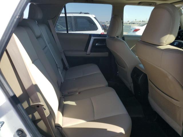Photo 10 from auction – 2017 TOYOTA 4RUNNER SR with VIN JTEBU5JR9H5471646