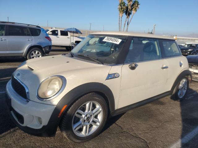 MINI COOPER S 2011 with VIN WMWSV3C56BTY10833 - Photo from auction