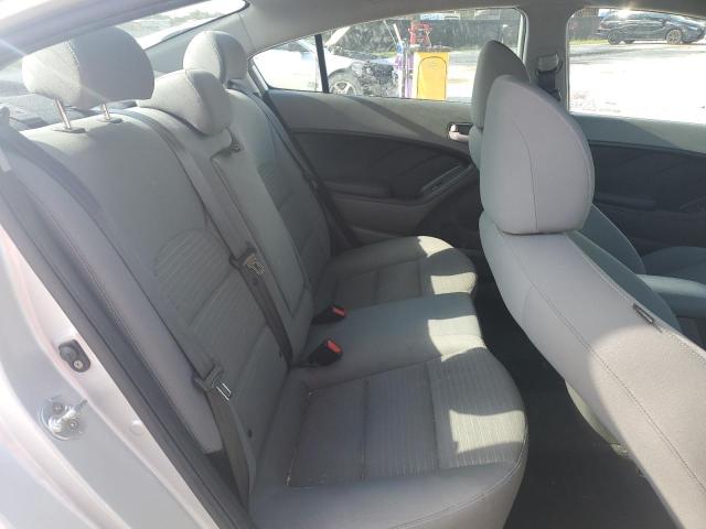 Photo 10 from auction – 2017 KIA FORTE LX with VIN 3KPFL4A76HE074451