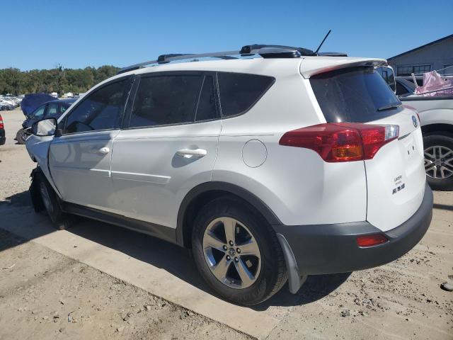 Photo 2 from auction – 2015 TOYOTA RAV4 XLE with VIN JTMWFREV2FD055844