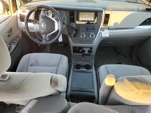 Photo 8 from auction – 2018 TOYOTA SIENNA LE with VIN 5TDKZ3DC2JS915693