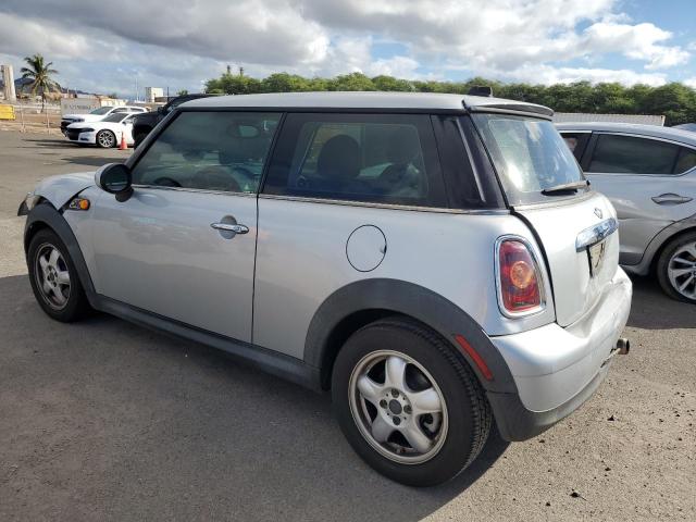 Photo 2 from auction – 2010 MINI COOPER with VIN WMWMF3C54ATZ25290