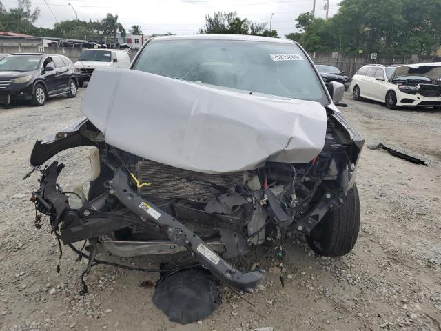 Photo 5 from auction – 2015 CHRYSLER TOWN & COU with VIN 2C4RC1HG3FR522335