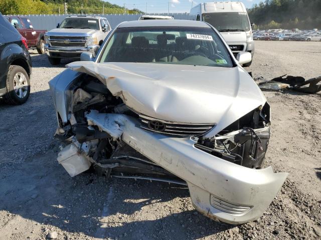 Photo 5 from auction – 2005 TOYOTA CAMRY LE with VIN 4T1BE30K85U394162