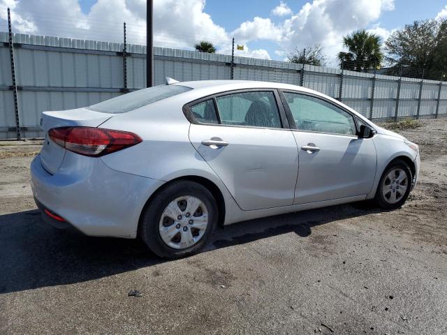Photo 3 from auction – 2017 KIA FORTE LX with VIN 3KPFL4A77HE108817