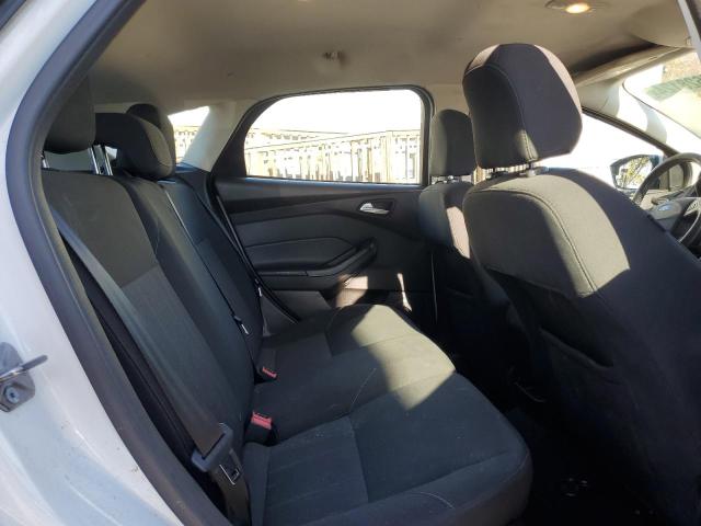 Photo 10 from auction – 2015 FORD FOCUS SE with VIN 1FADP3K28FL333055