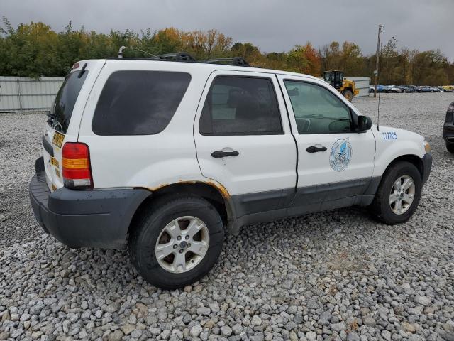Photo 3 from auction – 2005 FORD ESCAPE XLT with VIN 1FMYU93175KE39901