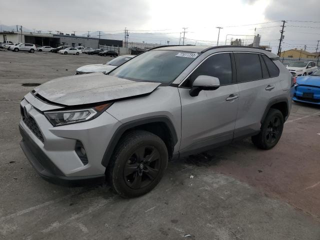 TOYOTA RAV4 XLE 2019 with VIN 2T3W1RFV4KC017334 - Photo from auction
