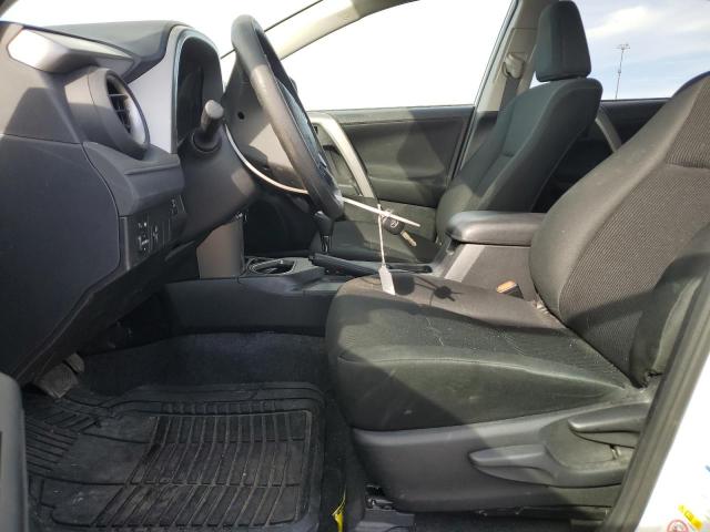 Photo 7 from auction – 2016 TOYOTA RAV4 LE with VIN 2T3BFREV1GW475145