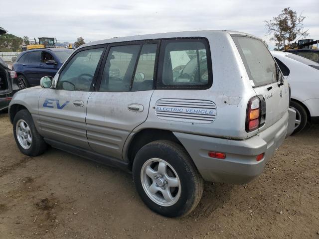 Photo 2 from auction – 2002 TOYOTA RAV4 with VIN JT3GS10V820002449
