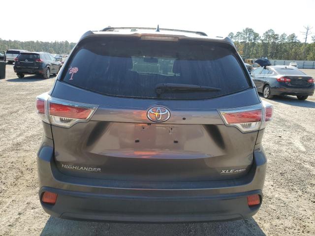Photo 6 from auction – 2015 TOYOTA HIGHLANDER with VIN 5TDJKRFH5FS076433