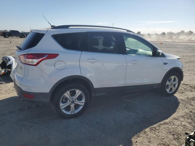 Photo 3 from auction – 2015 FORD ESCAPE SE with VIN 1FMCU9GX8FUC80921