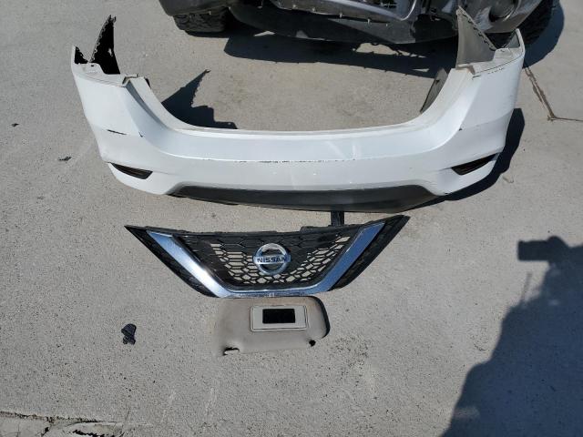 Photo 12 from auction – 2017 NISSAN SENTRA S with VIN 3N1AB7AP1HY396320