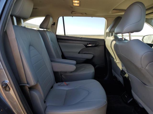 Photo 11 from auction – 2021 TOYOTA HIGHLANDER with VIN 5TDHZRAH0MS044276