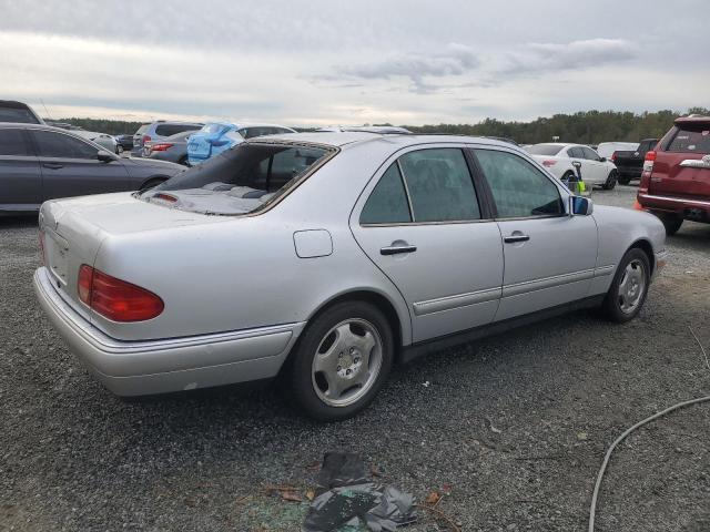 Photo 3 from auction – 1999 MERCEDES-BENZ E 430 with VIN WDBJF70HXXA795207