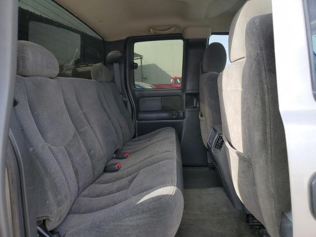 Photo 10 from auction – 2003 CHEVROLET SILVERADO with VIN 2GCEC19V531337726