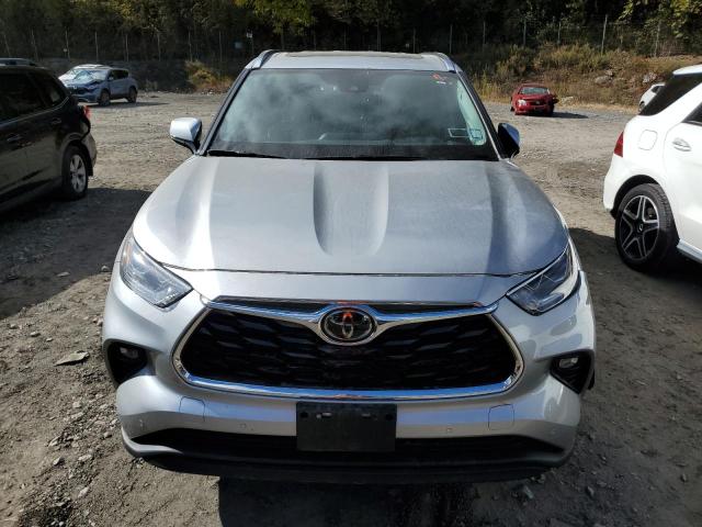 Photo 5 from auction – 2021 TOYOTA HIGHLANDER with VIN 5TDDZRBH5MS119017