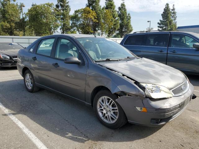Photo 4 from auction – 2005 FORD FOCUS ZX4 with VIN 1FAFP34N15W193914
