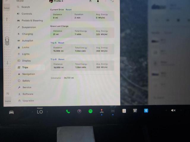 Photo 9 from auction – 2022 TESLA MODEL X with VIN 7SAXCDE54NF341852