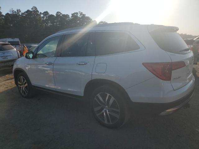 Photo 2 from auction – 2018 HONDA PILOT TOUR with VIN 5FNYF5H99JB002527