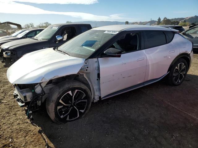 KIA EV6 LIGHT 2022 with VIN KNDC34LA4N5037076 - Photo from auction