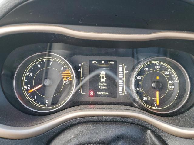 Photo 9 from auction – 2016 JEEP CHEROKEE L with VIN 1C4PJLCB4GW303252
