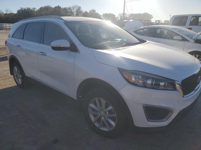 Photo 4 from auction – 2016 KIA SORENTO LX with VIN 5XYPG4A33GG183702