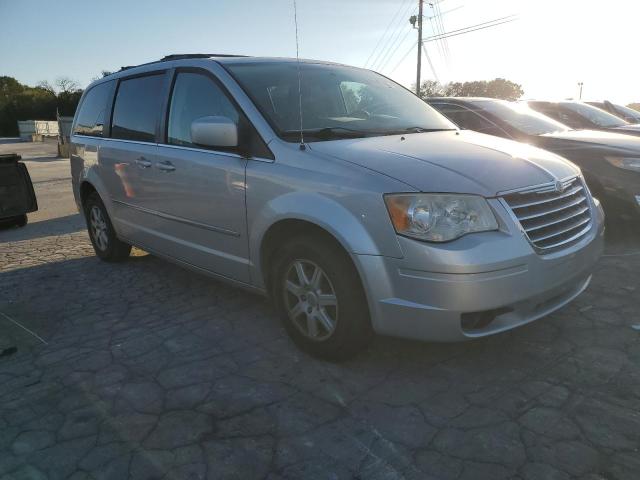 Photo 4 from auction – 2010 CHRYSLER TOWN & COU with VIN 2A4RR5D1XAR228134