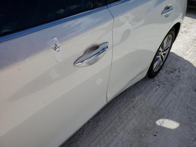 Photo 12 from auction – 2015 INFINITI Q50 BASE with VIN JN1BV7AP1FM355097