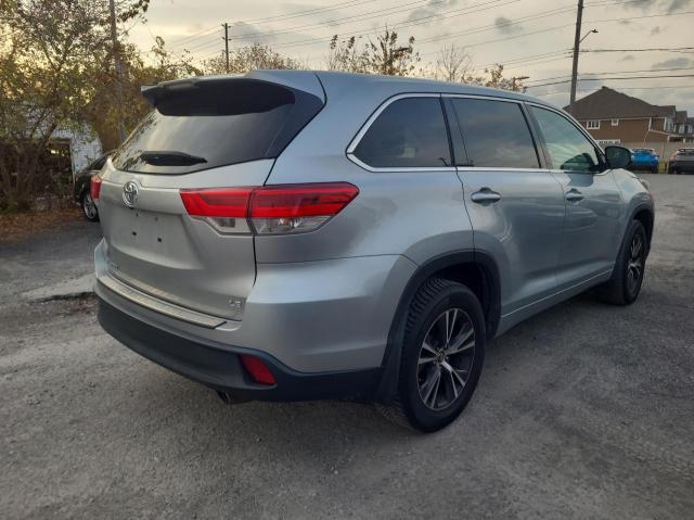 Photo 4 from auction – 2017 TOYOTA HIGHLANDER with VIN 5TDZZRFH3HS219168