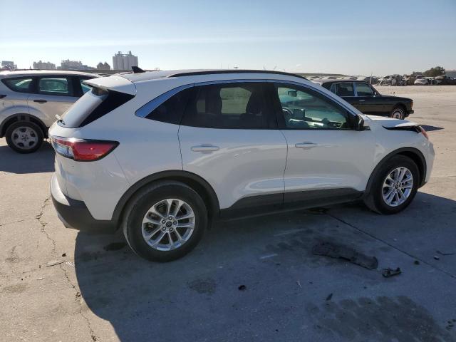 Photo 3 from auction – 2020 FORD ESCAPE SE with VIN 1FMCU0G67LUC62957