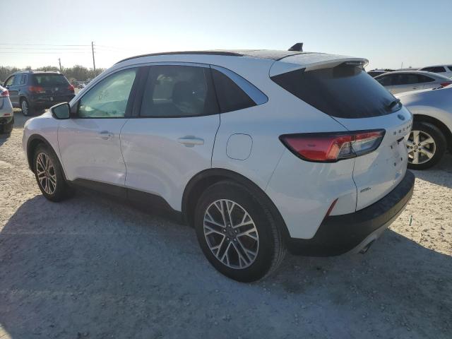 Photo 2 from auction – 2020 FORD ESCAPE SEL with VIN 1FMCU0H66LUA35564