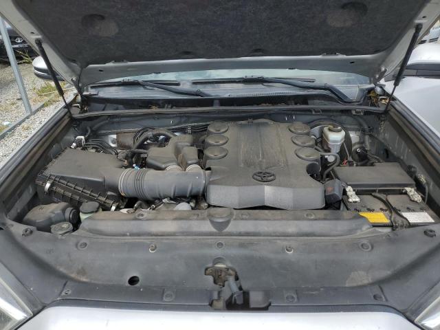Photo 12 from auction – 2019 TOYOTA 4RUNNER SR with VIN JTEZU5JR4K5209636