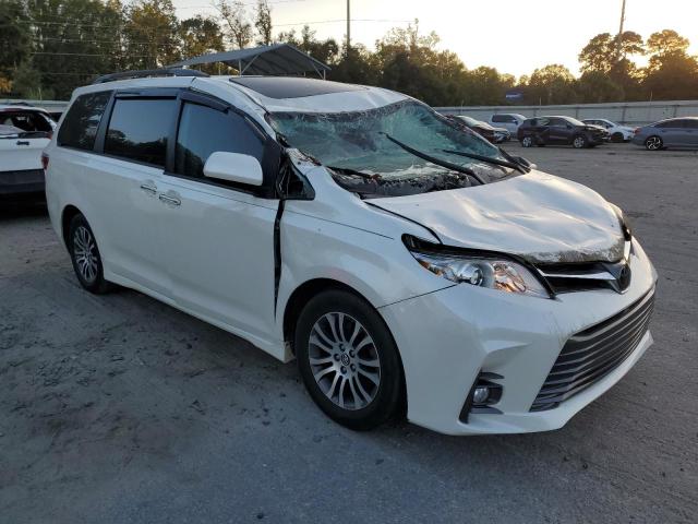Photo 4 from auction – 2018 TOYOTA SIENNA XLE with VIN 5TDYZ3DC7JS949154