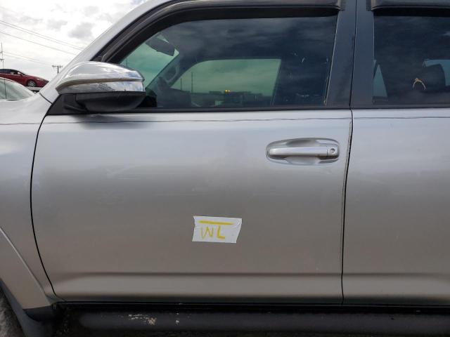 Photo 13 from auction – 2015 TOYOTA 4RUNNER SR with VIN JTEBU5JR2F5240780