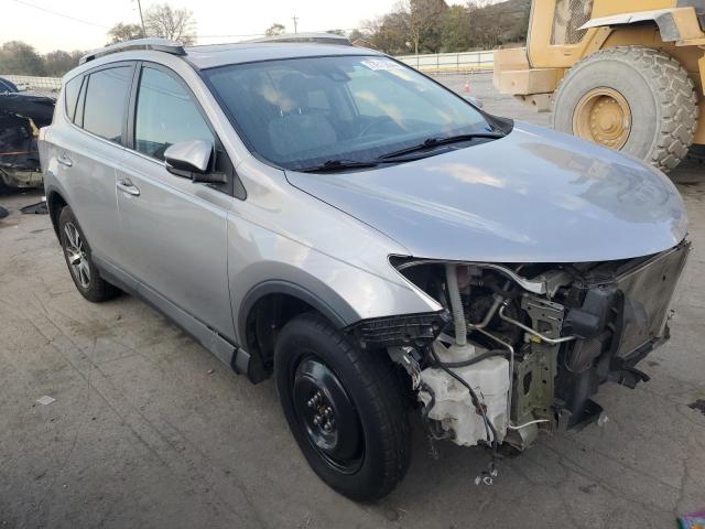 Photo 4 from auction – 2017 TOYOTA RAV4 XLE with VIN 2T3WFREV8HW346760