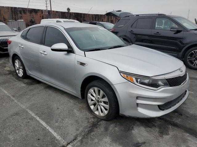 Photo 4 from auction – 2017 KIA OPTIMA LX with VIN 5XXGT4L34HG171329