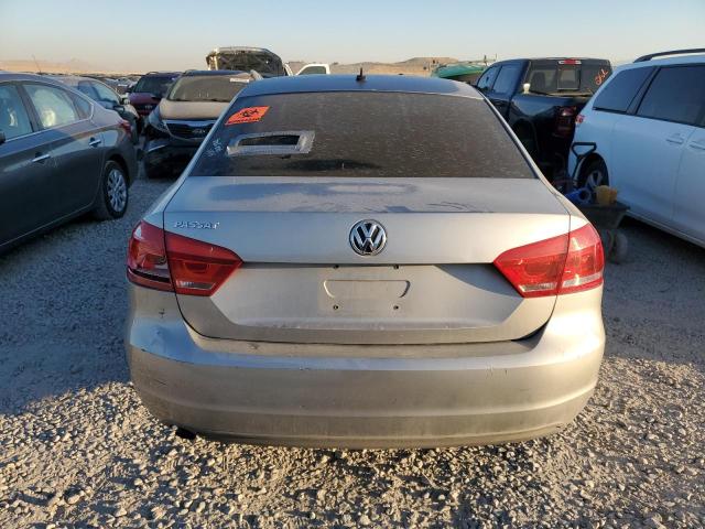 Photo 6 from auction – 2012 VOLKSWAGEN PASSAT S with VIN 1VWAP7A33CC005176