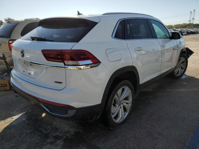 Photo 3 from auction – 2021 VOLKSWAGEN ATLAS CROS with VIN 1V2BC2CA8MC217248