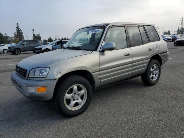 TOYOTA RAV4 2000 with VIN JT3GP10V7Y7070663 - Photo from auction