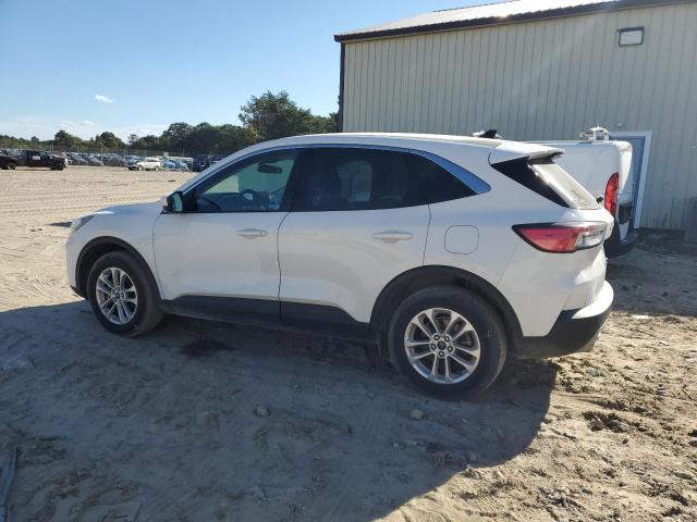 Photo 2 from auction – 2020 FORD ESCAPE SE with VIN 1FMCU9G64LUA45614