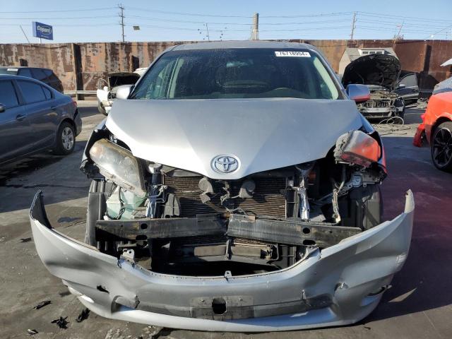 Photo 5 from auction – 2011 TOYOTA SIENNA SPO with VIN 5TDXK3DC7BS099933