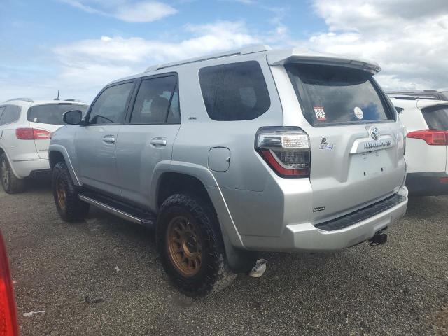 Photo 2 from auction – 2015 TOYOTA 4RUNNER SR with VIN JTEBU5JR8F5216693