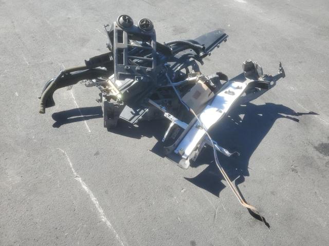 Photo 13 from auction – 2006 HUMMER H2 with VIN 5GRGN23U66H112563