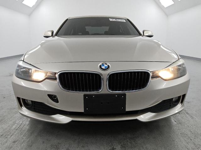 Photo 5 from auction – 2014 BMW 320 I with VIN WBA3B1C57EP680611