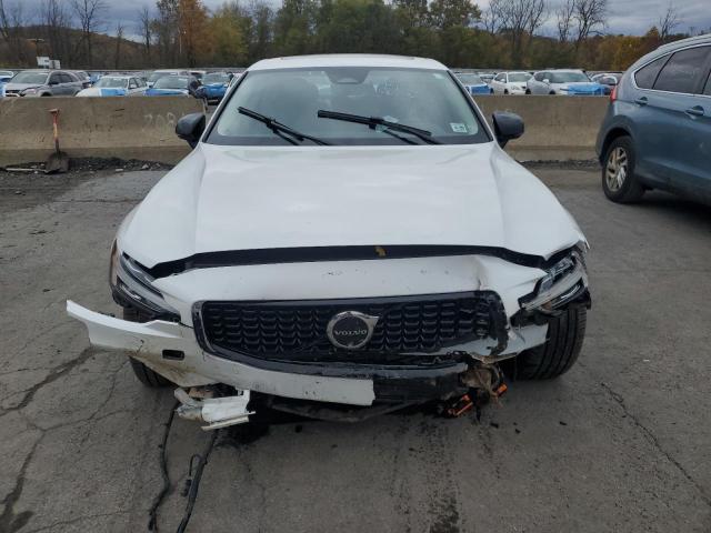 Foto 5 de la subasta – 2024 VOLVO S60 PLUS con VIN 7JRL12TL1RG314385